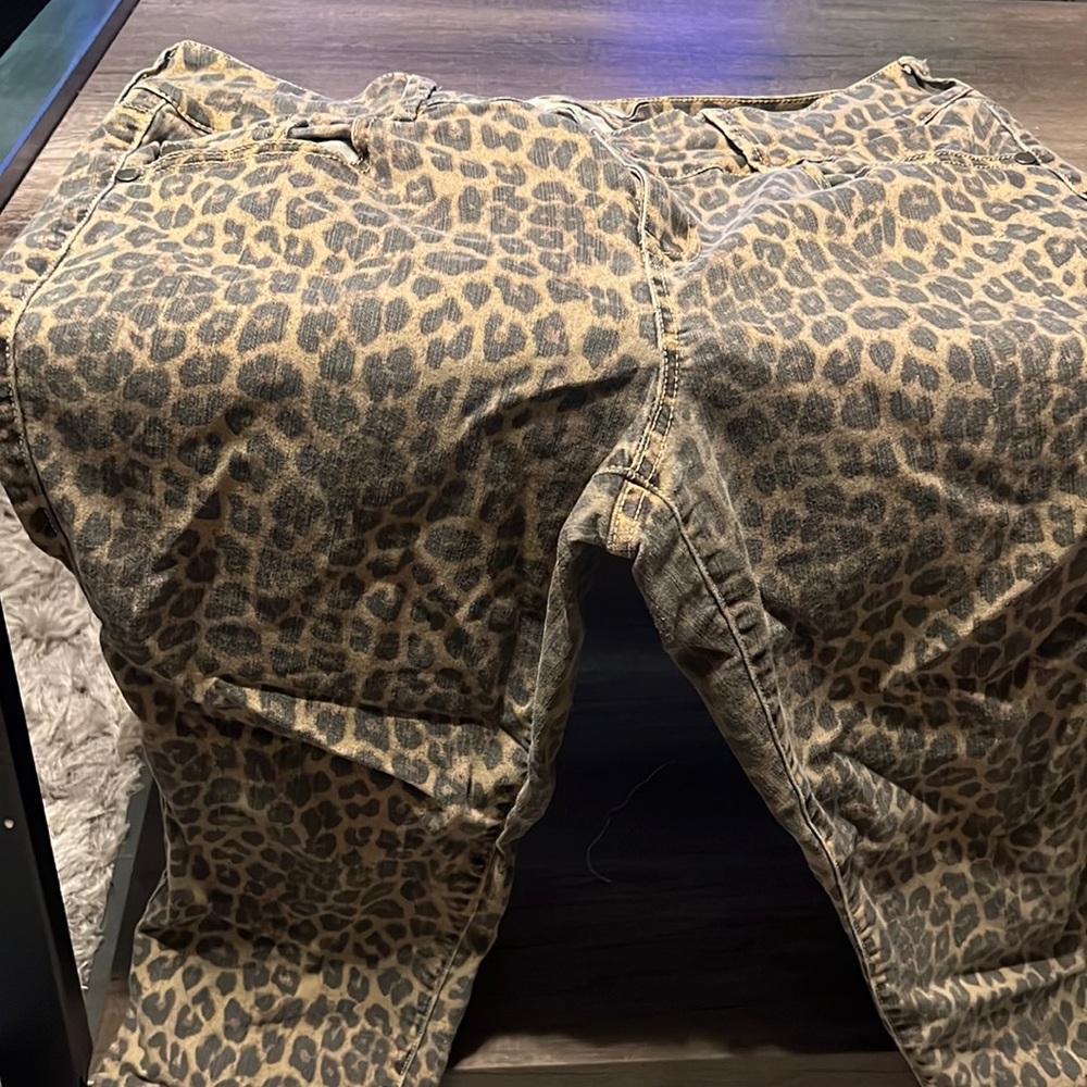 JEGGING Leopard SKINNY. Size 16 R